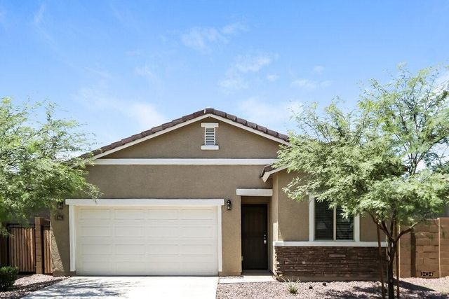 8828 S 41st Drive, Laveen, AZ 85339