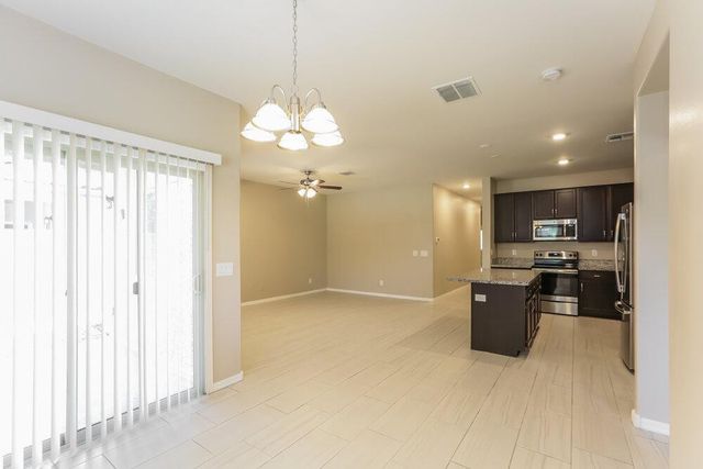 8828 S 41st Drive, Laveen, AZ 85339