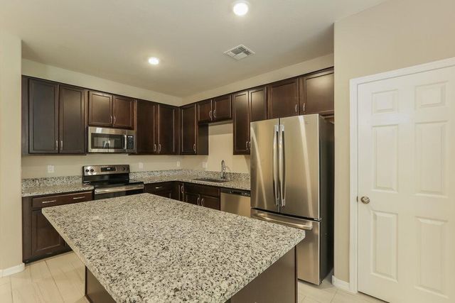 8828 S 41st Drive, Laveen, AZ 85339