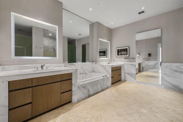 2811 S Bayshore Drive 6A, Miami, FL 33133