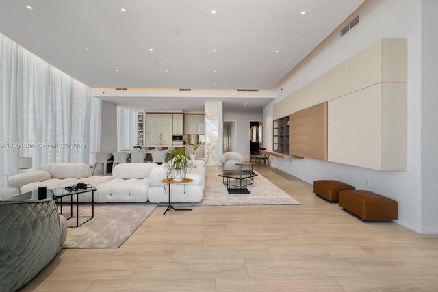 2811 S Bayshore Drive 6A, Miami, FL 33133