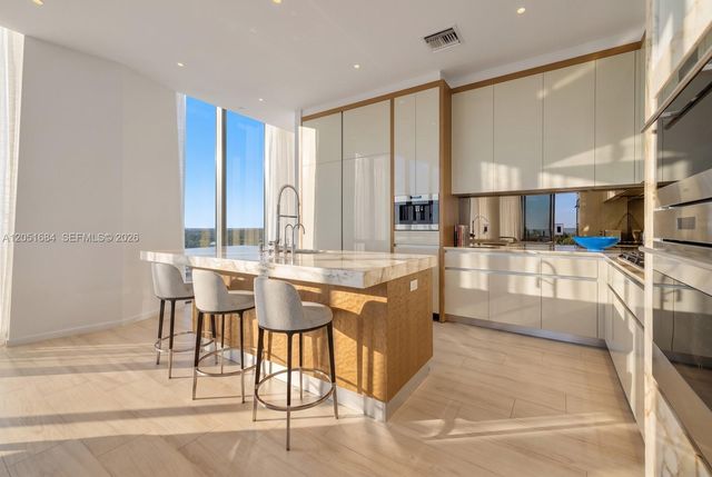 2811 S Bayshore Drive 6A, Miami, FL 33133