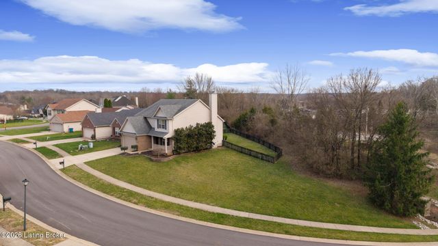 15716 Beckley Hills Dr, Louisville, KY 40245