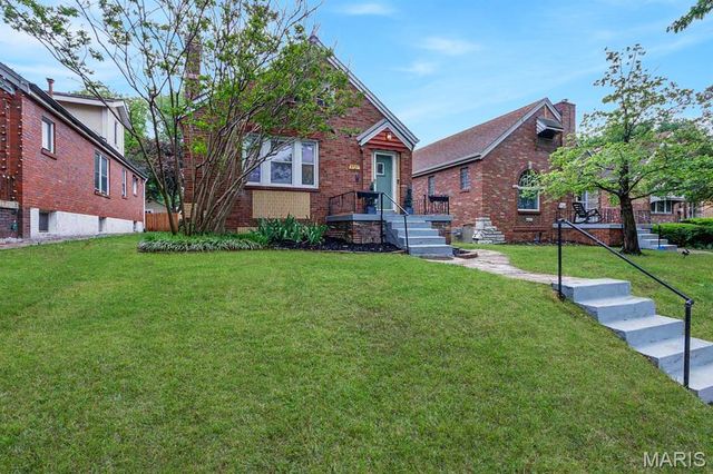 5727 Winona Avenue, St Louis, MO 63109