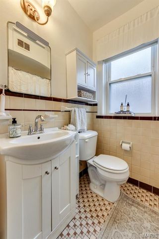 5727 Winona Avenue, St Louis, MO 63109