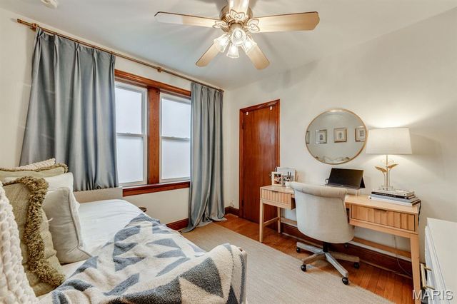 5727 Winona Avenue, St Louis, MO 63109