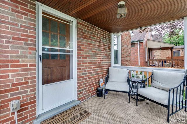 5727 Winona Avenue, St Louis, MO 63109