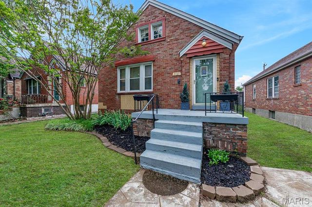 5727 Winona Avenue, St Louis, MO 63109