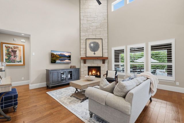 6 Birch Canoe Drive, The Woodlands, TX 77375