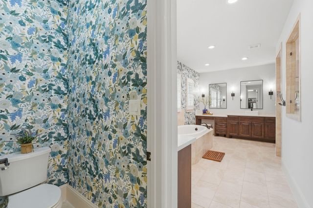 6 Birch Canoe Drive, The Woodlands, TX 77375