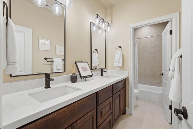 6 Birch Canoe Drive, The Woodlands, TX 77375