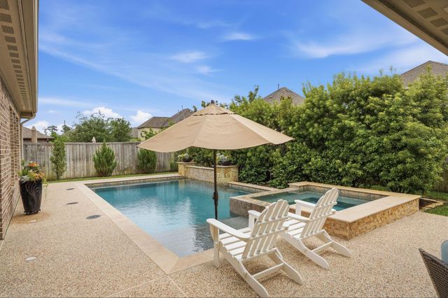 6 Birch Canoe Drive, The Woodlands, TX 77375