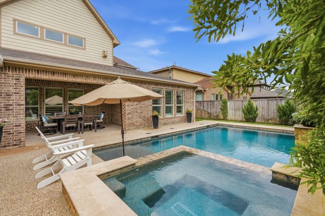 6 Birch Canoe Drive, The Woodlands, TX 77375