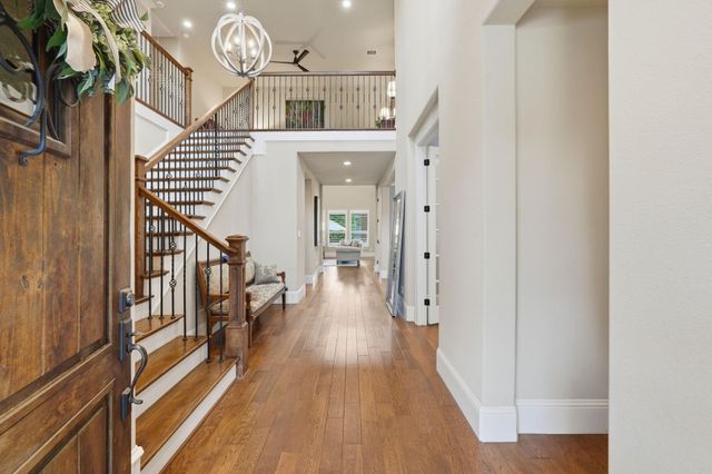 6 Birch Canoe Drive, The Woodlands, TX 77375