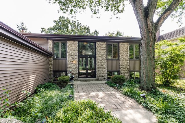 245 Montclare Lane, Wood Dale, IL 60191