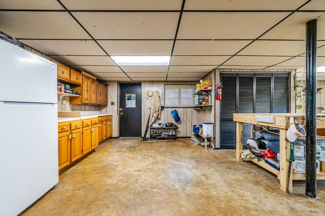 245 Montclare Lane, Wood Dale, IL 60191