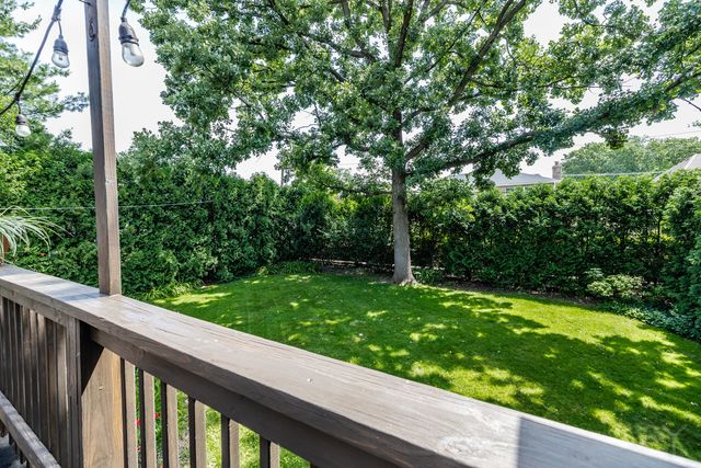245 Montclare Lane, Wood Dale, IL 60191