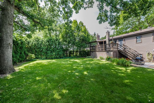 245 Montclare Lane, Wood Dale, IL 60191