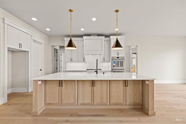 6891 S Utmost Way, Meridian, ID 83642