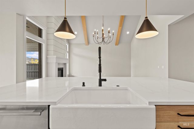 6891 S Utmost Way, Meridian, ID 83642