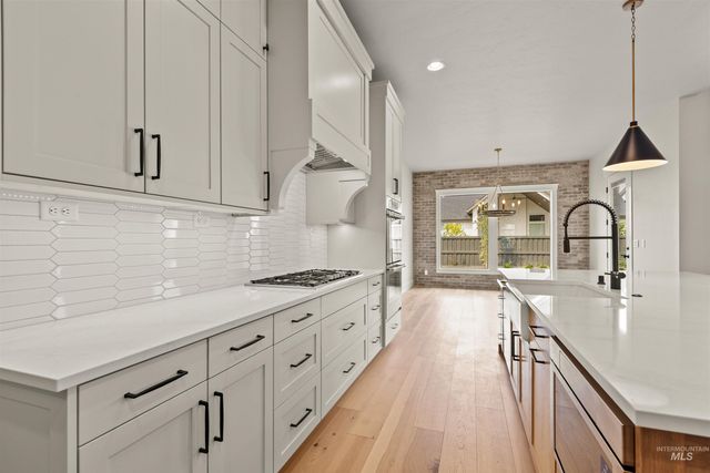 6891 S Utmost Way, Meridian, ID 83642