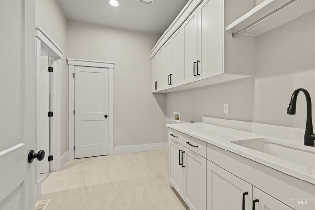 6891 S Utmost Way, Meridian, ID 83642