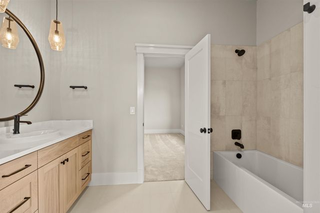 6891 S Utmost Way, Meridian, ID 83642