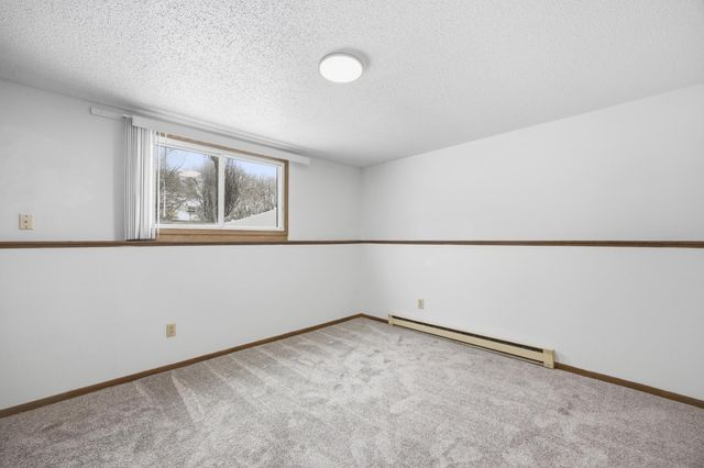 3223-3225 2nd Street N, Fargo, ND 58102