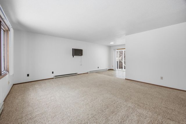 3223-3225 2nd Street N, Fargo, ND 58102