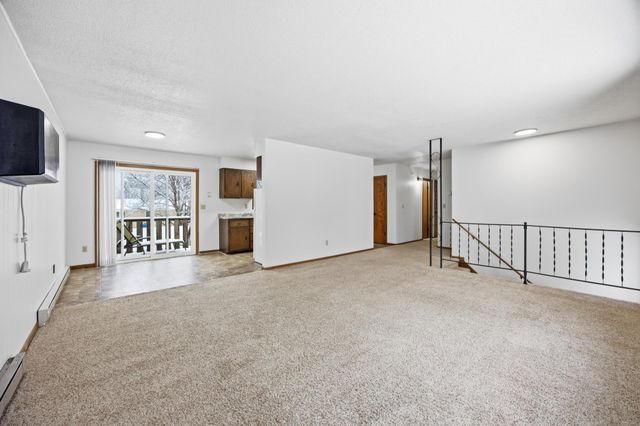 3223-3225 2nd Street N, Fargo, ND 58102