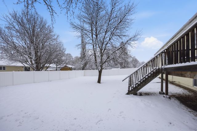 3223-3225 2nd Street N, Fargo, ND 58102