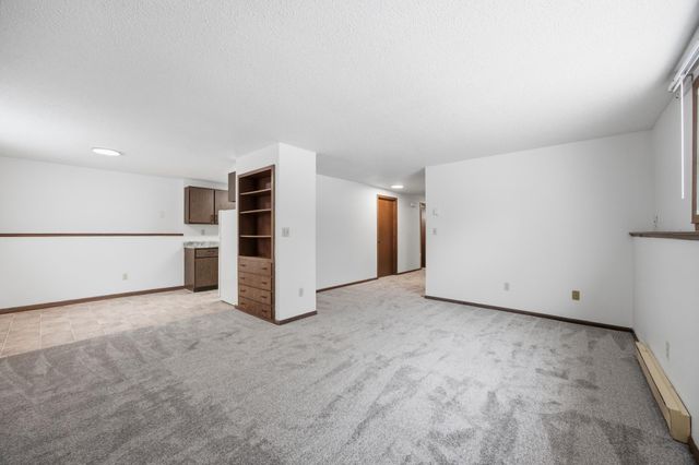 3223-3225 2nd Street N, Fargo, ND 58102