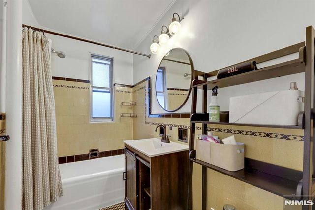 100 Palisade Avenue D45, Englewood, NJ 07631