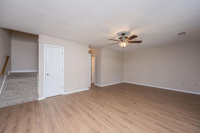 108 Round Table Lane, Goose Creek, SC 29445