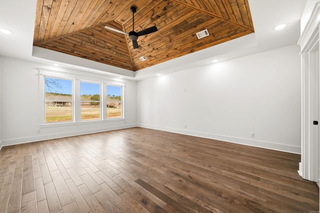 9 Linares Lane, Hot Springs Village, AR 71909