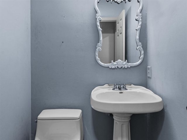 9500 Mulberry, Shreveport, LA 71106