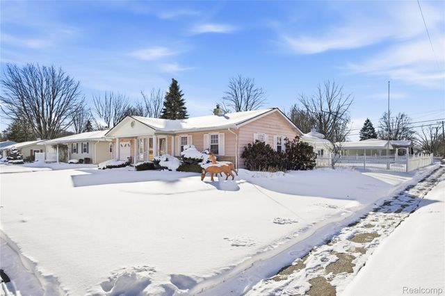 532 Michigan Avenue, Marysville, MI 48040