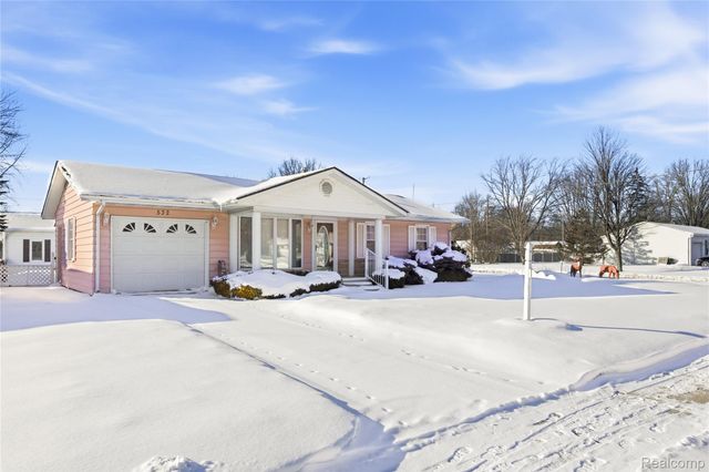 532 Michigan Avenue, Marysville, MI 48040