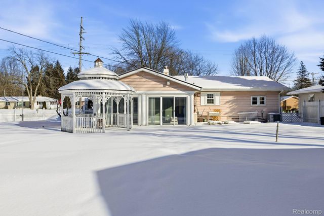 532 Michigan Avenue, Marysville, MI 48040