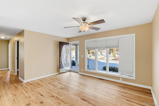 532 Michigan Avenue, Marysville, MI 48040