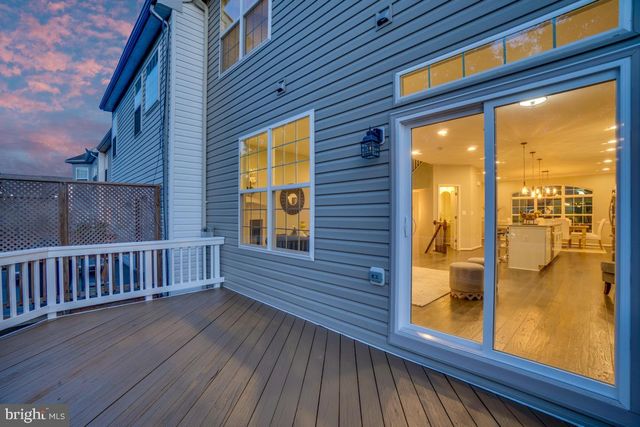 46834 MOUNTAIN LAUREL TER, Sterling, VA 20164