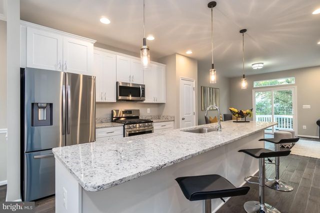 46834 MOUNTAIN LAUREL TER, Sterling, VA 20164