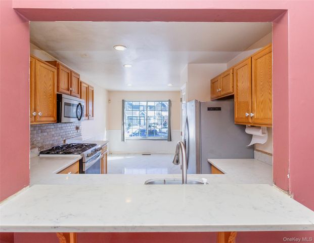 203 Kensington Court, Brewster, NY 10509