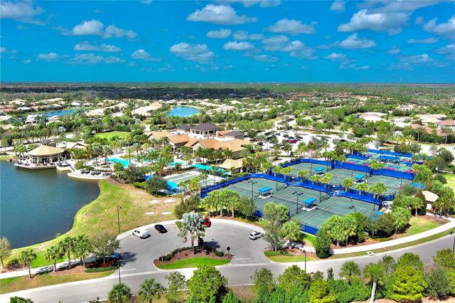 17631 CAMDEN DRIVE, Bradenton, FL 34202