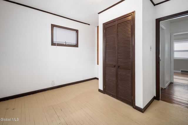 9 Fuller Terrace, Colonie, NY 12205