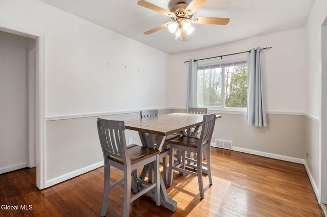 9 Fuller Terrace, Colonie, NY 12205