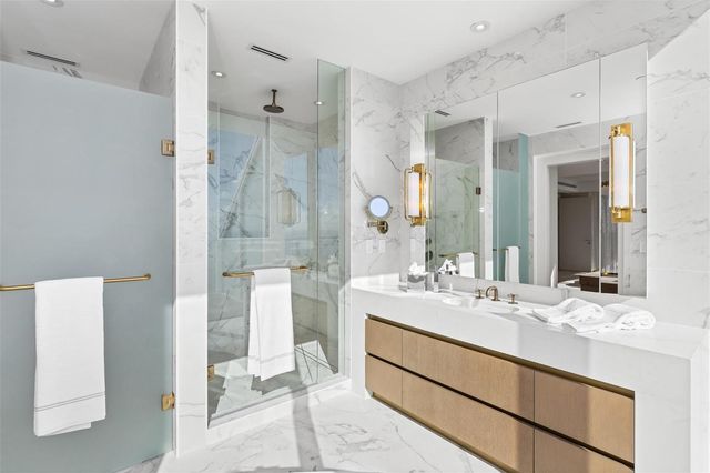 525 N Fort Lauderdale Beach Boulevard 2201, Fort Lauderdale, FL 33304