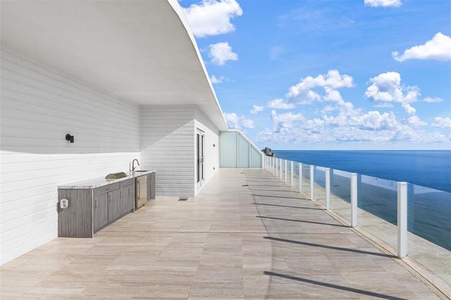 525 N Fort Lauderdale Beach Boulevard 2201, Fort Lauderdale, FL 33304