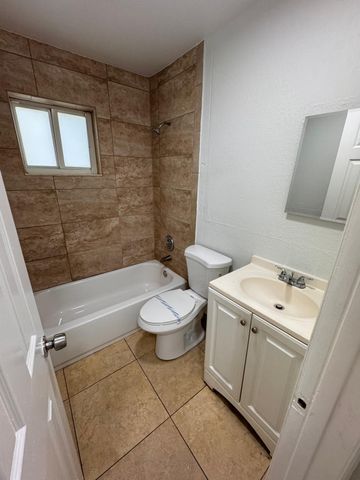 1119 NW 6th Avenue 5, Pompano Beach, FL 33060