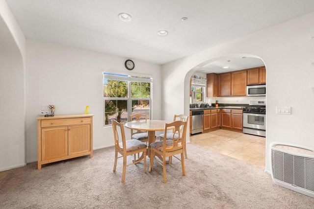 124 Paseo Bravo, Palm Desert, CA 92211